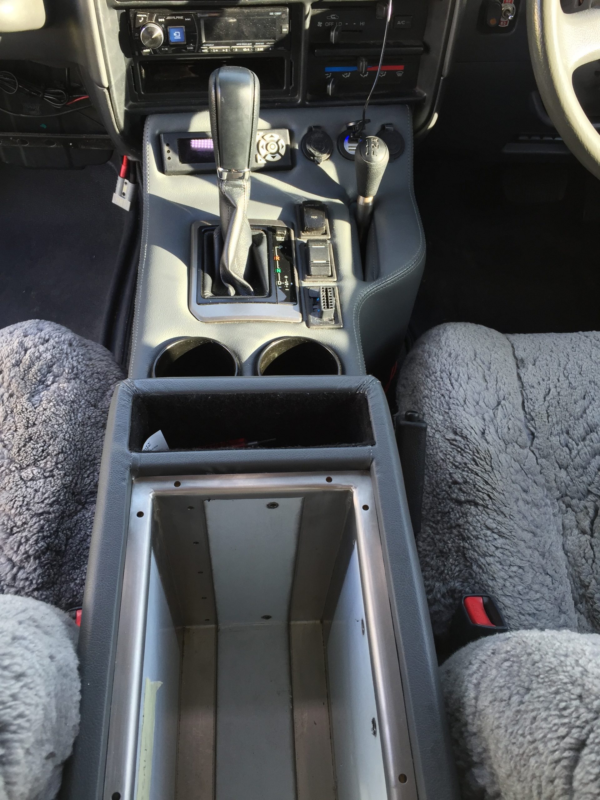 Tip-Tronic A750 Console and Fridge in an 80 Series LandCruiser