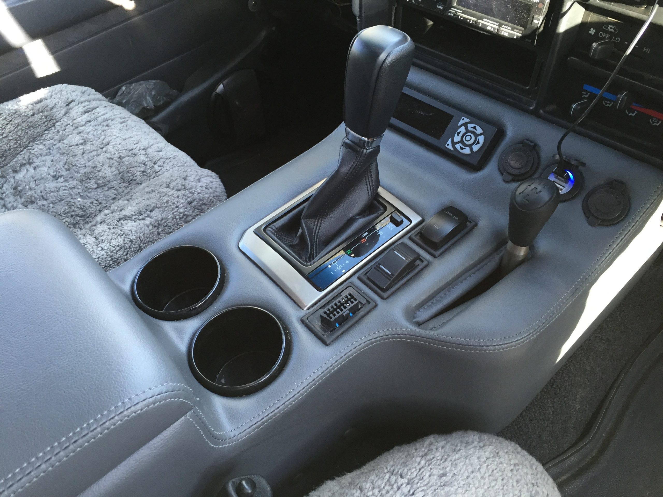 Tip-Tronic A750 Console in an 80 Series LandCruiser